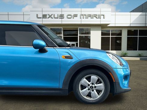 Used 2015 MINI Cooper 2-Door Hardtop image 32