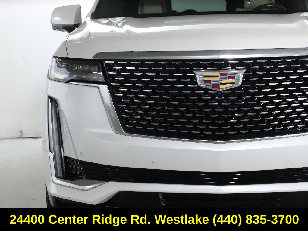 Used 2023 Cadillac Escalade Premium Luxury AWD/4WD image 7