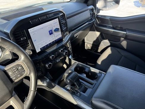 Certified 2022 Ford F150 XLT w/ Equipment Group 302A High image 17