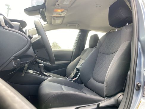 Used 2020 Toyota Corolla LE image 8