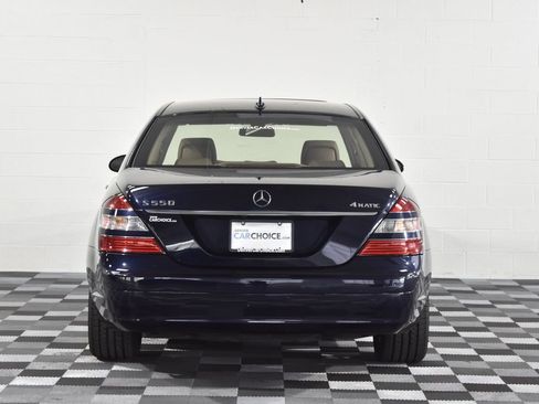 Used 2008 Mercedes-Benz S 550 4MATIC image 4