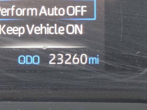 Used 2024 Toyota Sienna LE AWD/4WD image 31