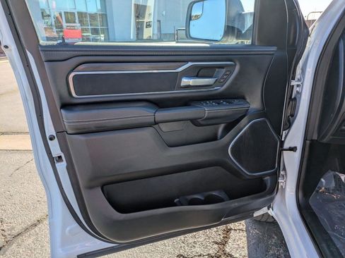 Used 2025 RAM 1500 Laramie w/ Sport Appearance Package AWD/4WD image 12