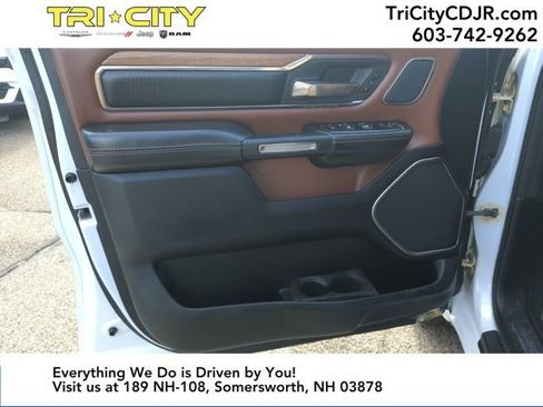 Used 2019 RAM 1500 Laramie Longhorn image 16