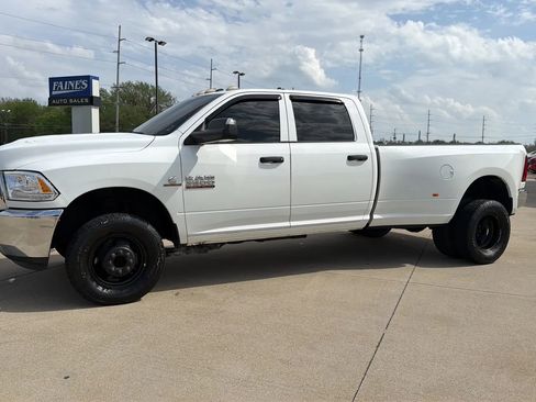 Used 2016 RAM 3500 Tradesman w/ Chrome Appearance Group image 7