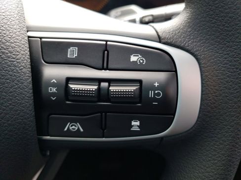 New 2026 Kia K5 LXS FWD image 12