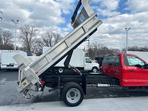 New 2024 Ford F550 4x4 Regular Cab Super Duty image 79