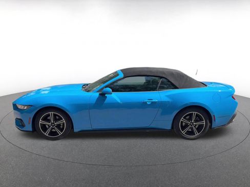 Used 2024 Ford Mustang Premium RWD image 9