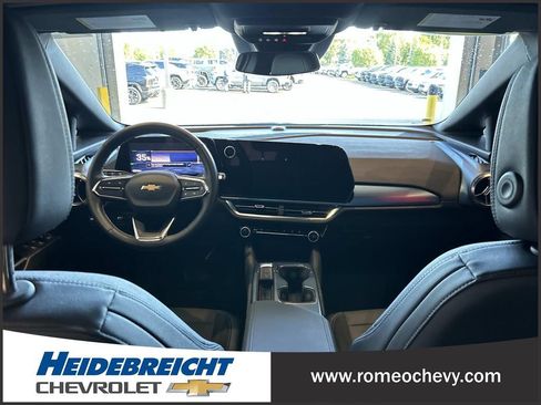 Used 2024 Chevrolet Equinox EV LT FWD image 16