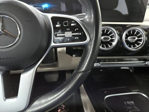 Used 2020 Mercedes-Benz A 220 A 220 image 16