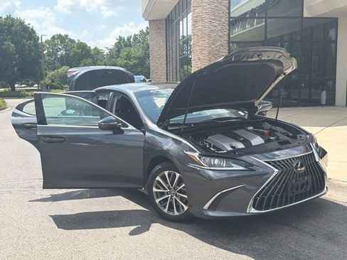 Certified 2025 Lexus ES 350 w/ Accessory Package (Z2) FWD image 9