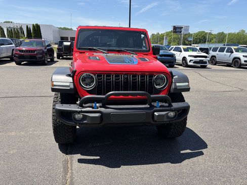 Used 2023 Jeep Wrangler Unlimited Rubicon 4xe AWD/4WD image 3