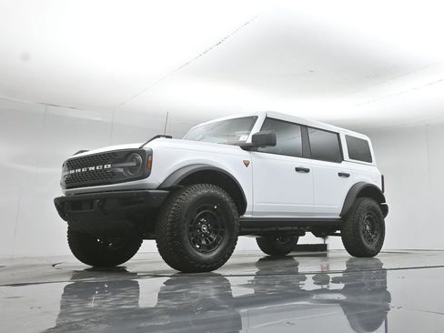 New 2026 Ford Bronco Badlands AWD/4WD image 45