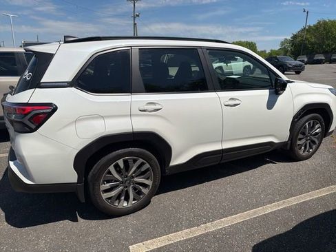 Used 2025 Subaru Forester Touring w/ Popular Package - Touring image 4