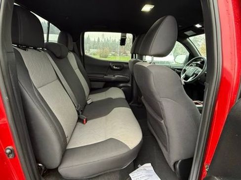 Used 2021 Toyota Tacoma 4x4 Double Cab image 17