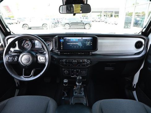 Certified 2024 Jeep Wrangler Unlimited Sport AWD/4WD image 29