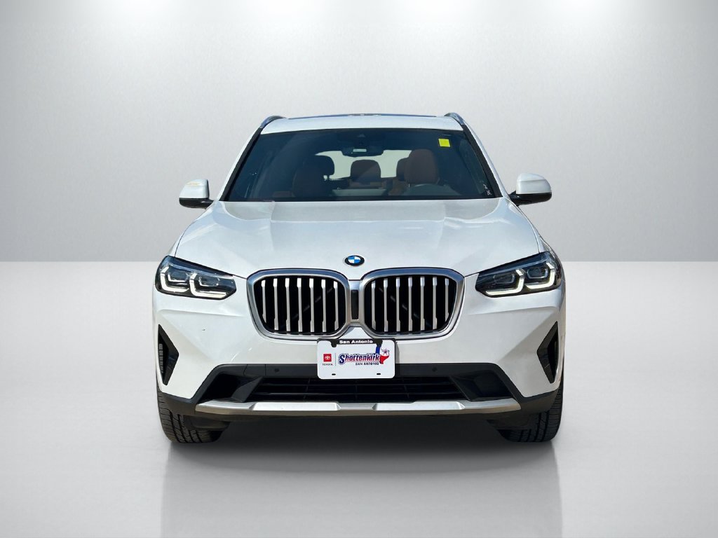Used 2022 BMW X3 sDrive30i w/ Premium Package 2 (ZPA) RWD image 2