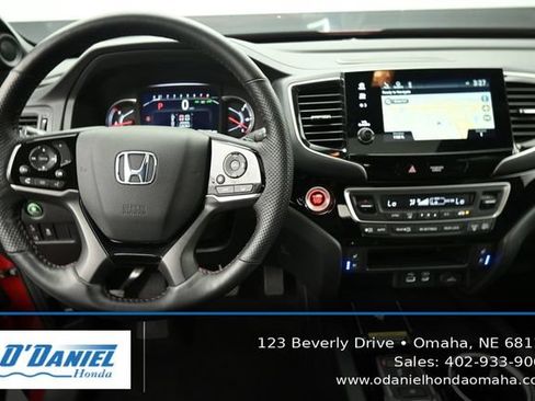 Used 2024 Honda Passport Black Edition image 26