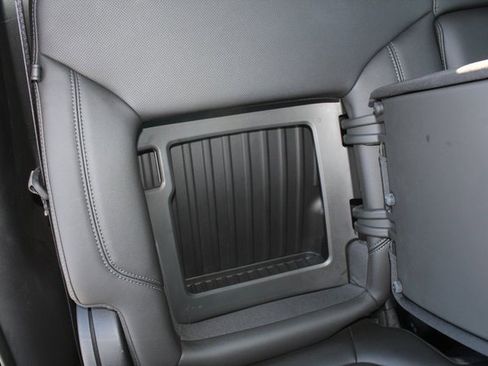 Used 2020 GMC Sierra 1500 SLT image 17