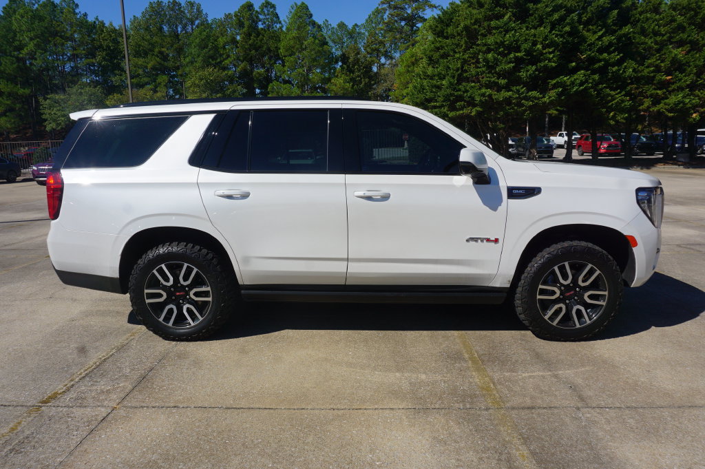 Used 2024 GMC Yukon AT4 w/ AT4 Premium Plus Package AWD/4WD image 23