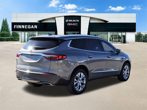 Used 2018 Buick Enclave Avenir w/ Avenir Technology Package image 7