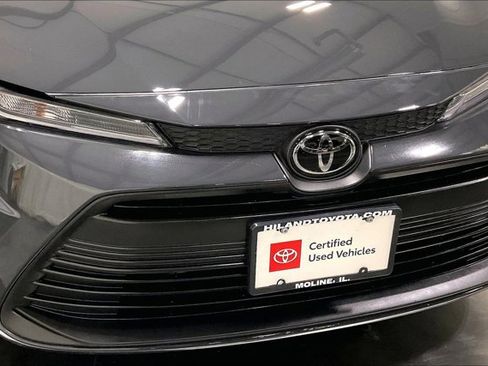 Certified 2025 Toyota Corolla LE image 31