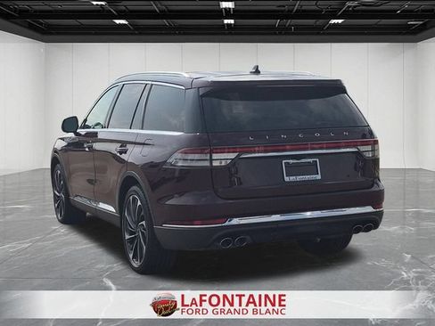 Used 2022 Lincoln Aviator Reserve w/ Equipment Group 201A AWD/4WD image 3