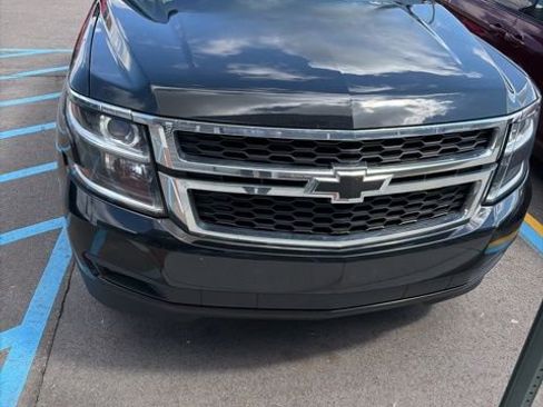 Used 2015 Chevrolet Tahoe LT image 2