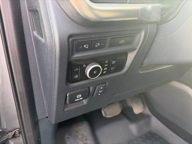 Used 2023 Ford F150 Lariat w/ Equipment Group 502A High AWD/4WD image 14