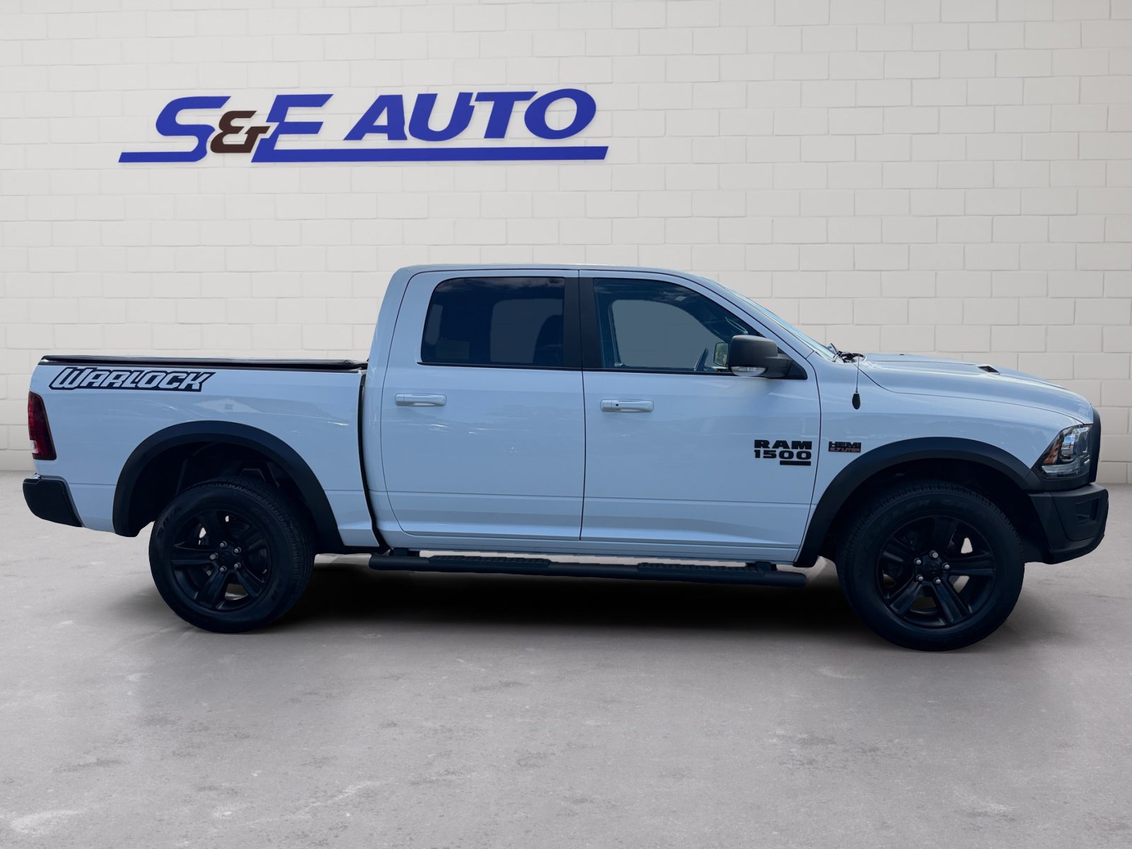 Used 2022 RAM 1500 Warlock AWD/4WD image 5