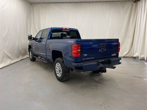 Used 2017 Chevrolet Silverado 3500 High Country image 5