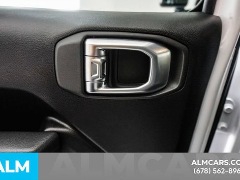 Used 2026 Jeep Gladiator Mojave AWD/4WD image 42