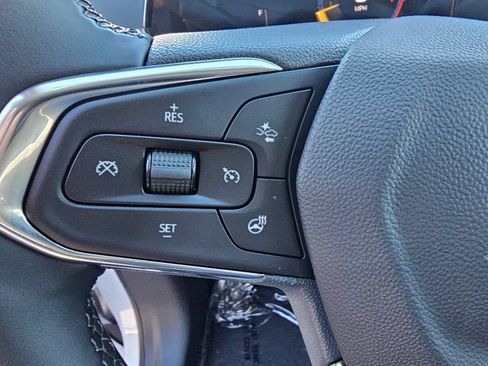 New 2026 Chevrolet Trax LT w/ Driver Confidence Package FWD image 23