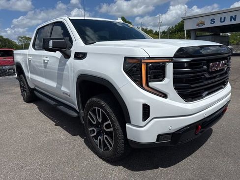 Used 2025 GMC Sierra 1500 AT4 w/ AT4 Premium Package image 4