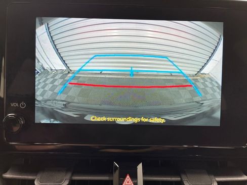 Used 2025 Toyota Corolla LE FWD image 13