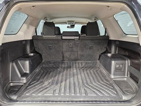 Used 2023 Toyota 4Runner SR5 AWD/4WD image 18