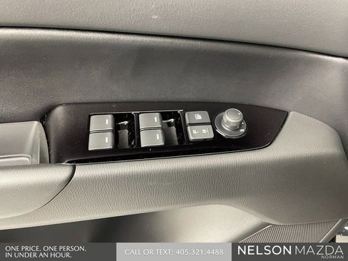 New 2025 MAZDA CX-5 AWD 2.5 S w/ Preferred Package image 24