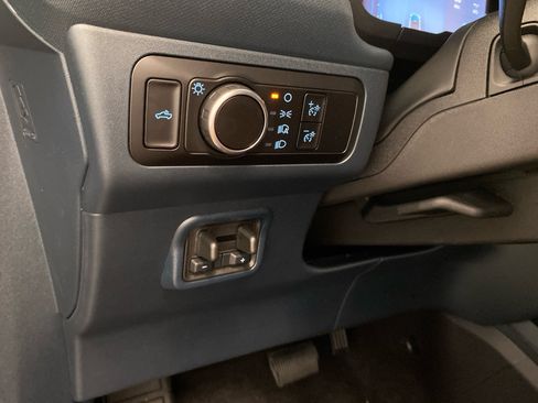 New 2026 Ford Maverick XLT w/ XLT Luxury Package AWD/4WD image 17