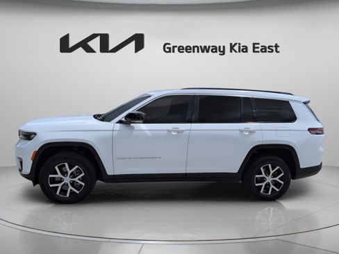 Used 2025 Jeep Grand Cherokee L Limited w/ Trailer Tow Package AWD/4WD image 9