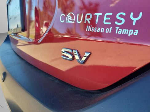 Certified 2020 Nissan Kicks SV image 10