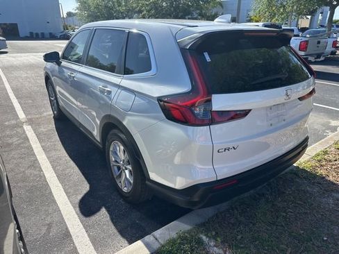 Used 2024 Honda CR-V EX image 4