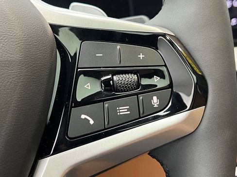 Certified 2025 BMW 330i xDrive Sedan image 18