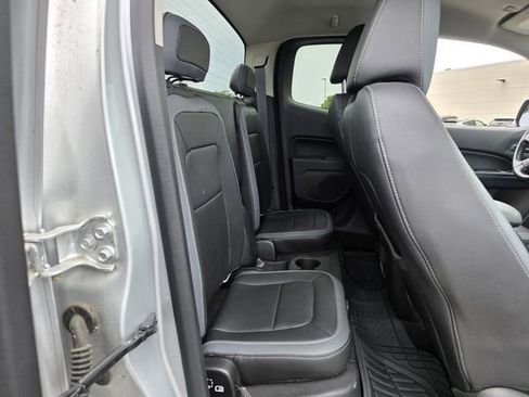 Used 2015 Chevrolet Colorado Z71 RWD image 26