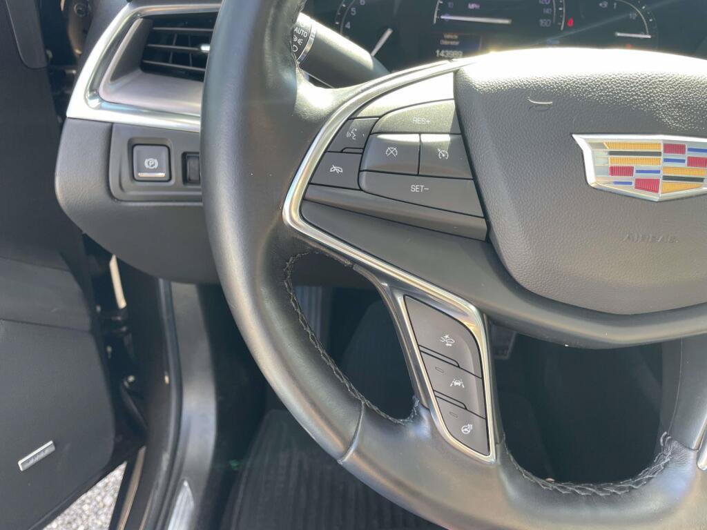 Used 2019 Cadillac XT5 Luxury AWD/4WD image 34