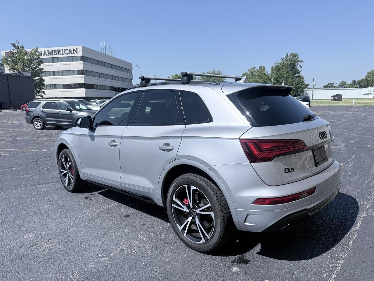 Used 2025 Audi Q5 Prestige w/ Prestige Package AWD/4WD image 3