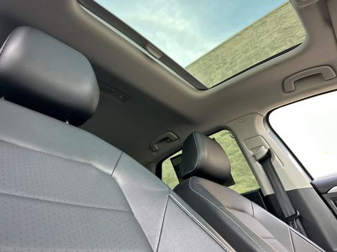 Used 2022 Volkswagen Jetta SE image 15