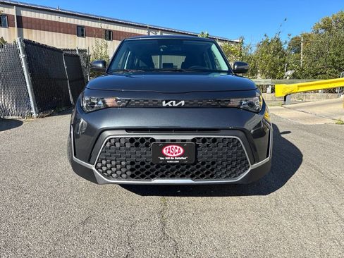 Used 2024 Kia Soul LX w/ Option Group 015 FWD image 8