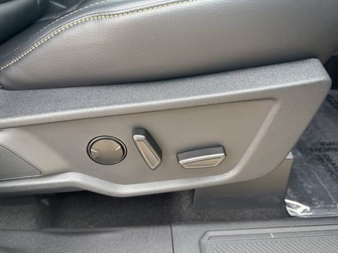 New 2025 Ford Bronco Badlands image 62