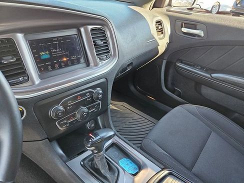 Used 2019 Dodge Charger SXT w/ Blacktop Package image 20