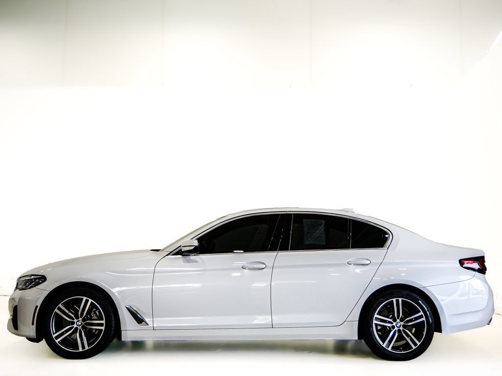 Used 2023 BMW 530i xDrive w/ Convenience Package AWD/4WD image 6